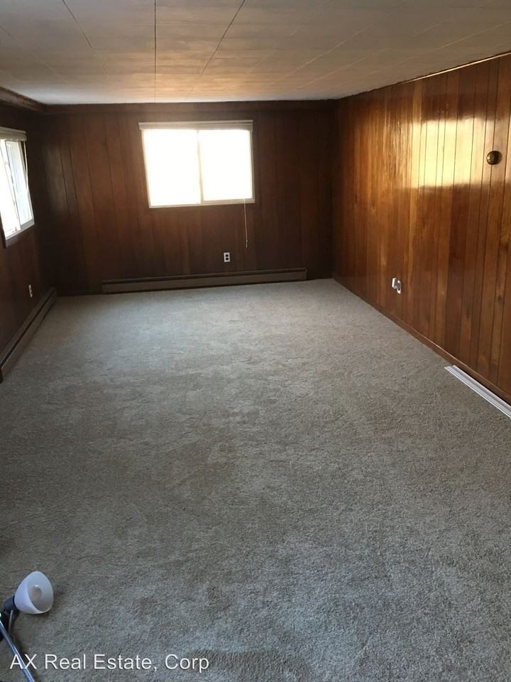 8 Beech Pl - Photo 2 of 8