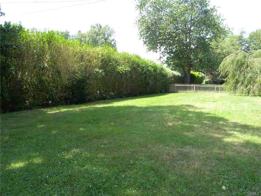 14 South Dr - Photo 2 of 12