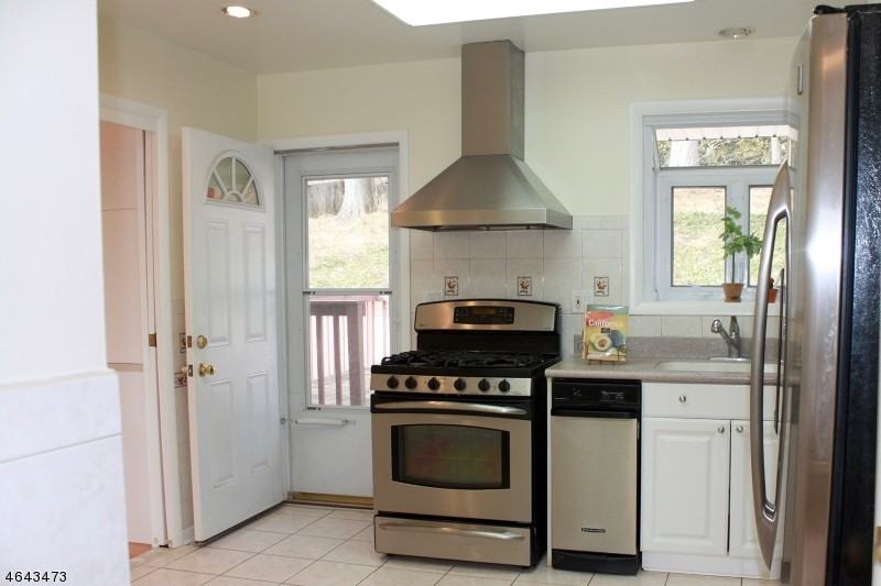 1066 Sunny Slope Dr - Photo 2 of 13
