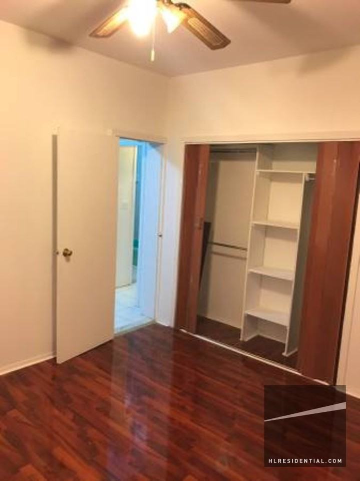 600 E 4th St #2 - Photo 2 of 7