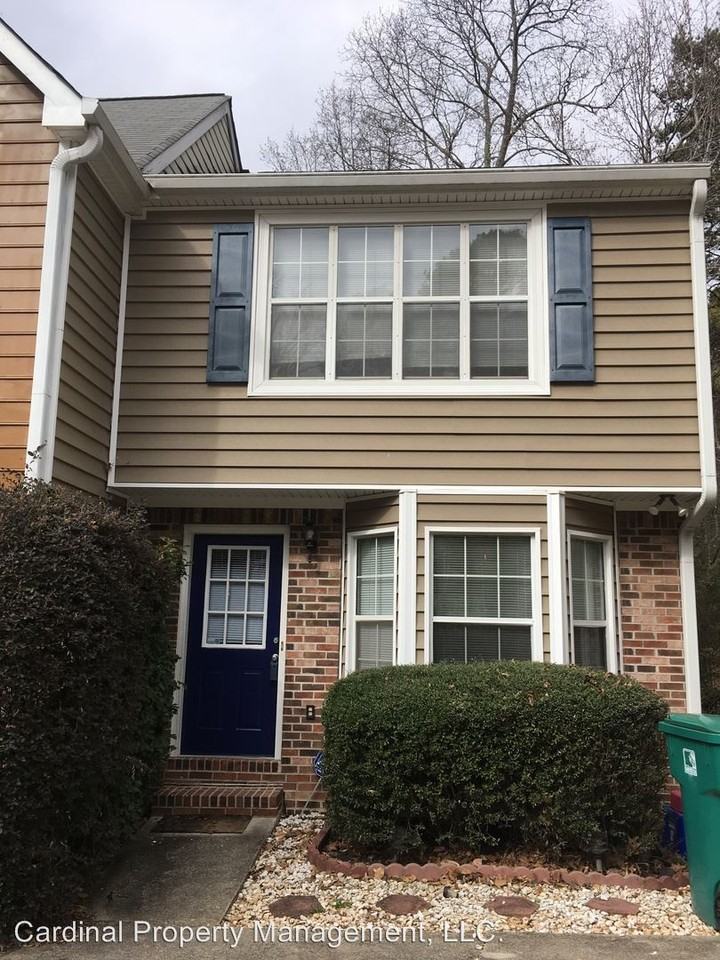 5196 Laurel Bridge Ct SE