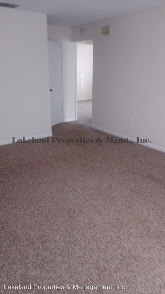 6037 Crafton Dr - Photo 3 of 11