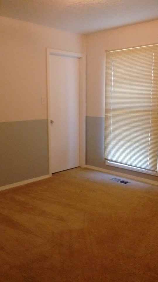 100 Doral Dr - Photo 2 of 19