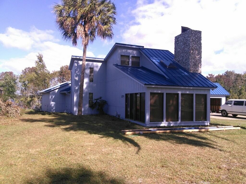 215 River Dr - Photo 2 of 31