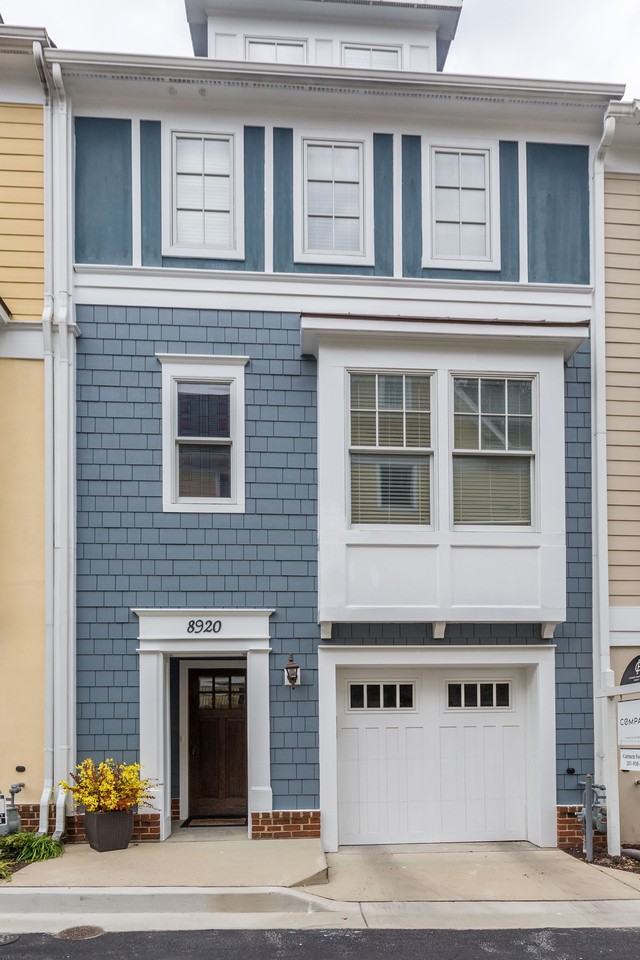 8920 Courts Way - Photo 2 of 30