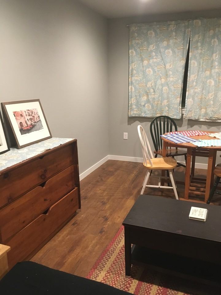 4535 SE 35th Ave #B - Photo 2 of 6