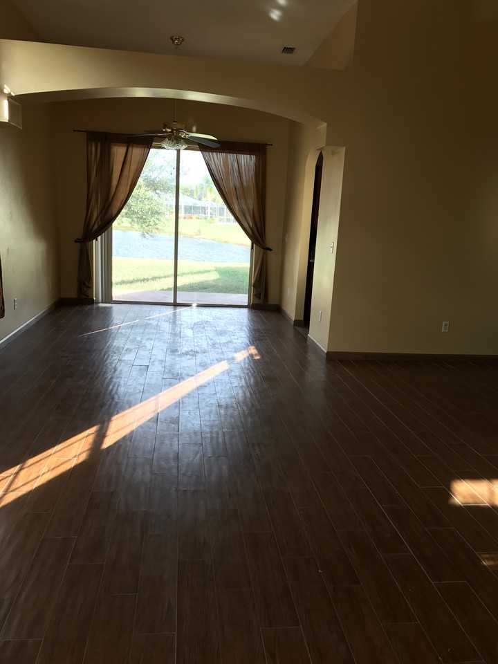 1707 Destino Ct - Photo 3 of 14