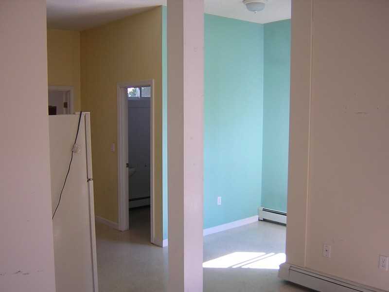 207 Coyle St #1 - Photo 2 of 4