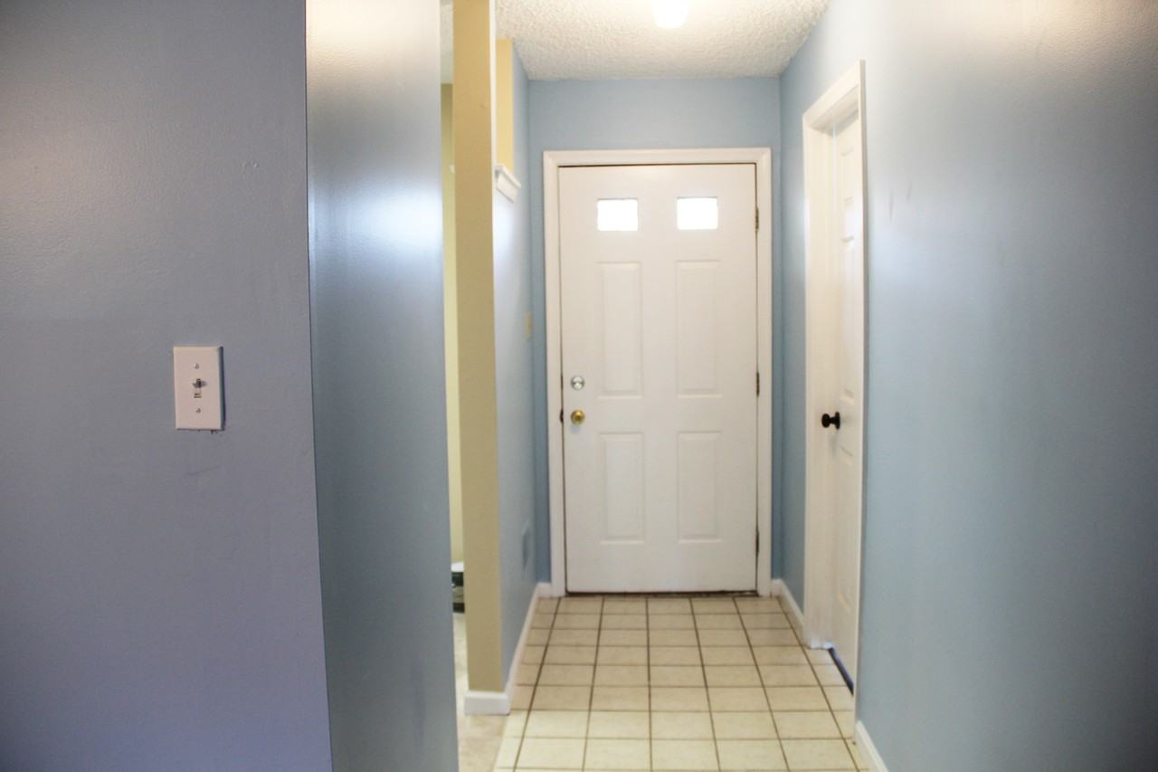 412 Westridge Dr - Photo 3 of 30