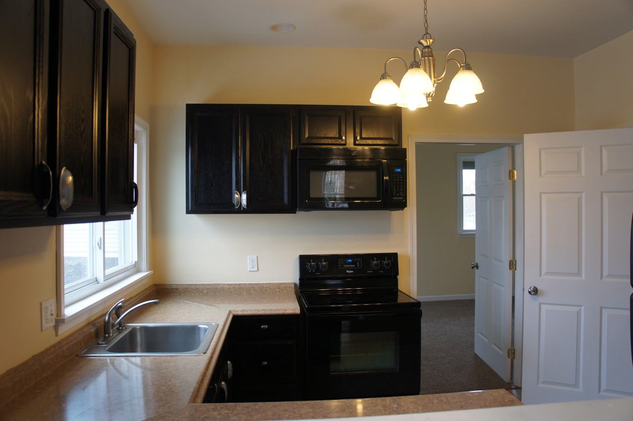 934 Capouse Ave #2, 3 - Photo 2 of 10