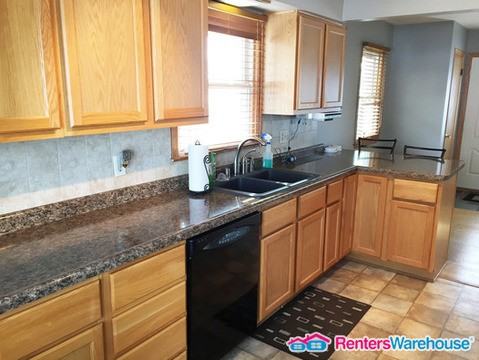 W234N8676 Woodside Rd - Photo 2 of 23