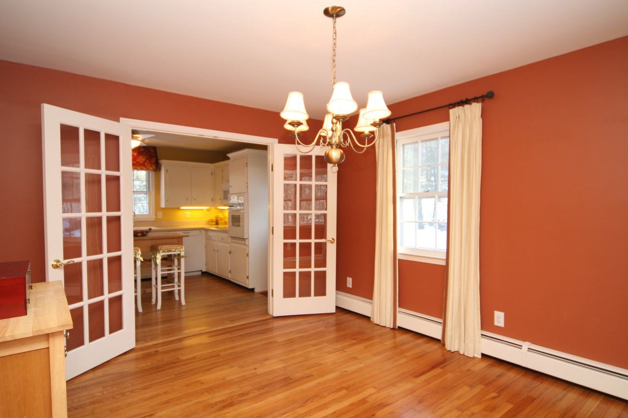 61 Knollwood Dr - Photo 3 of 18