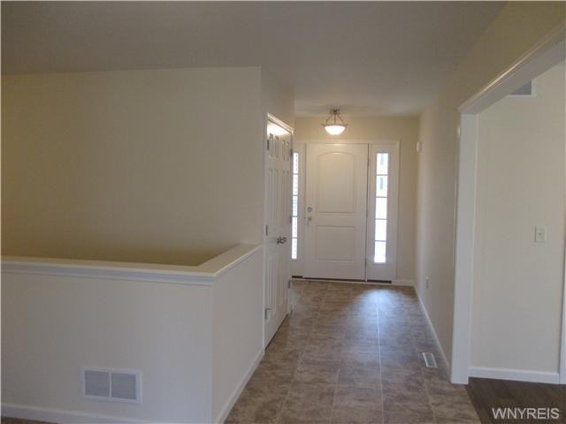 3918 Bowen Rd - Photo 2 of 15