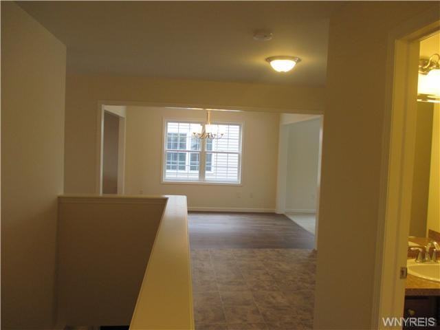 3918 Bowen Rd - Photo 3 of 15