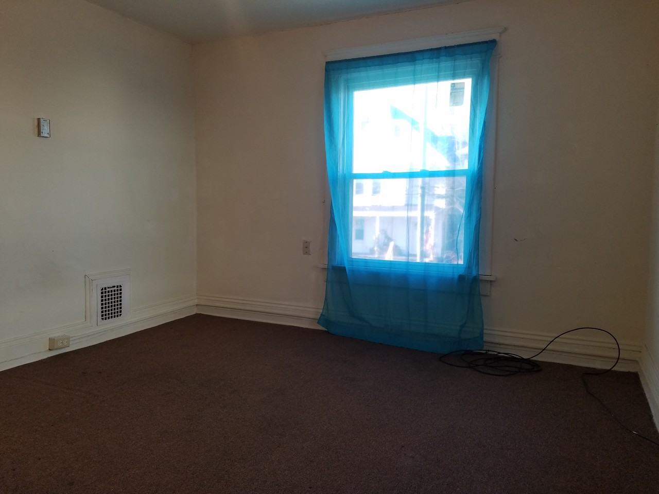 100-298 Lincoln Ave NW - Photo 3 of 20