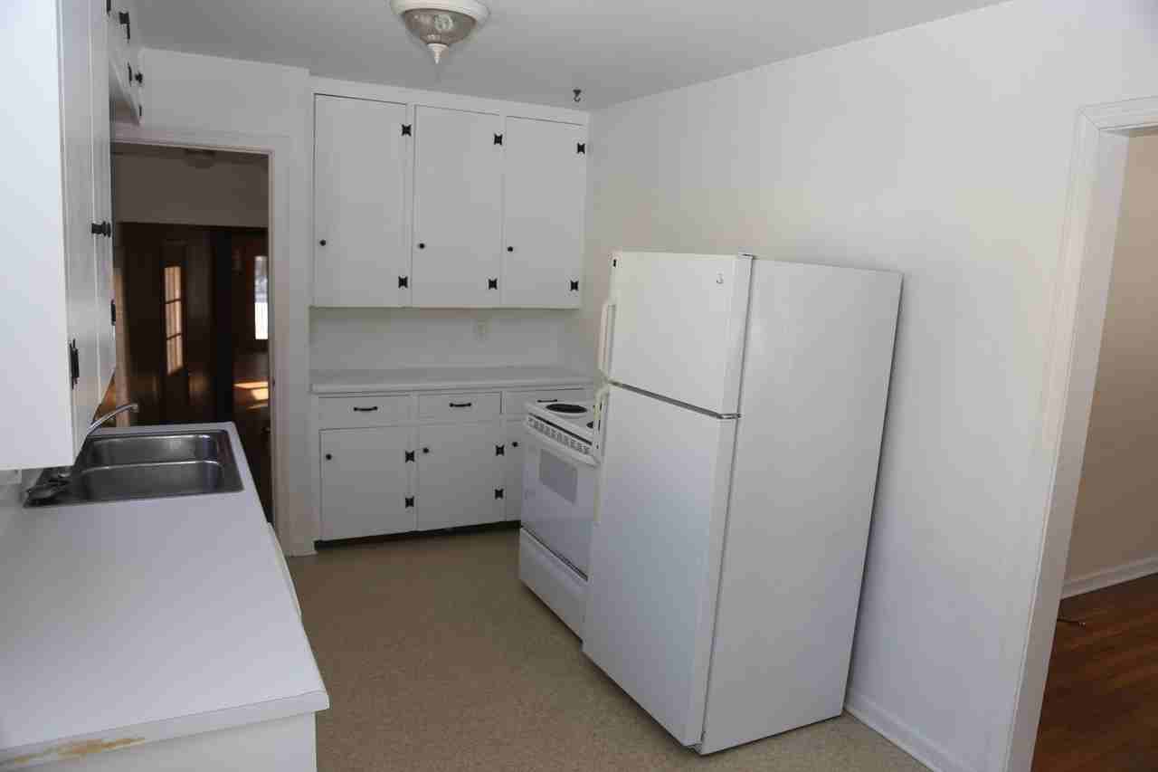 223 Miles Rd - Photo 3 of 10