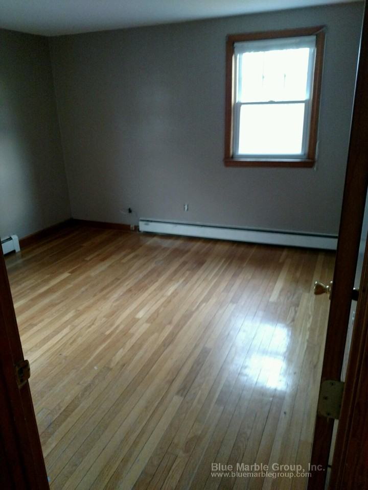 384 Manet Ave - Photo 2 of 4