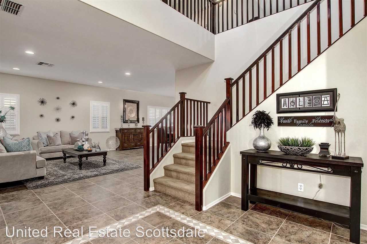 3000 E Lynx Way - Photo 3 of 37