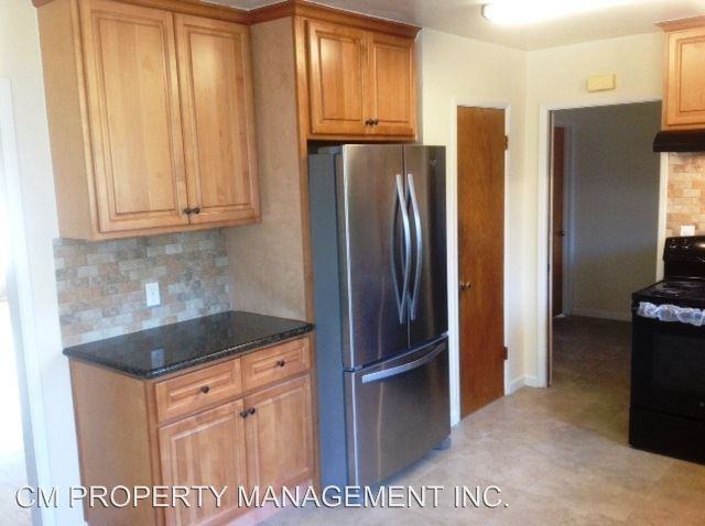 1100 Macon Ave - Photo 2 of 12