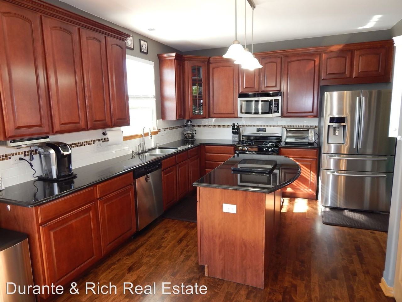 28125 Rockwell Ct - Photo 2 of 20