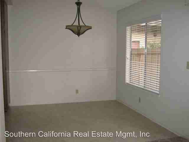 25584 Alicante Dr - Photo 3 of 15