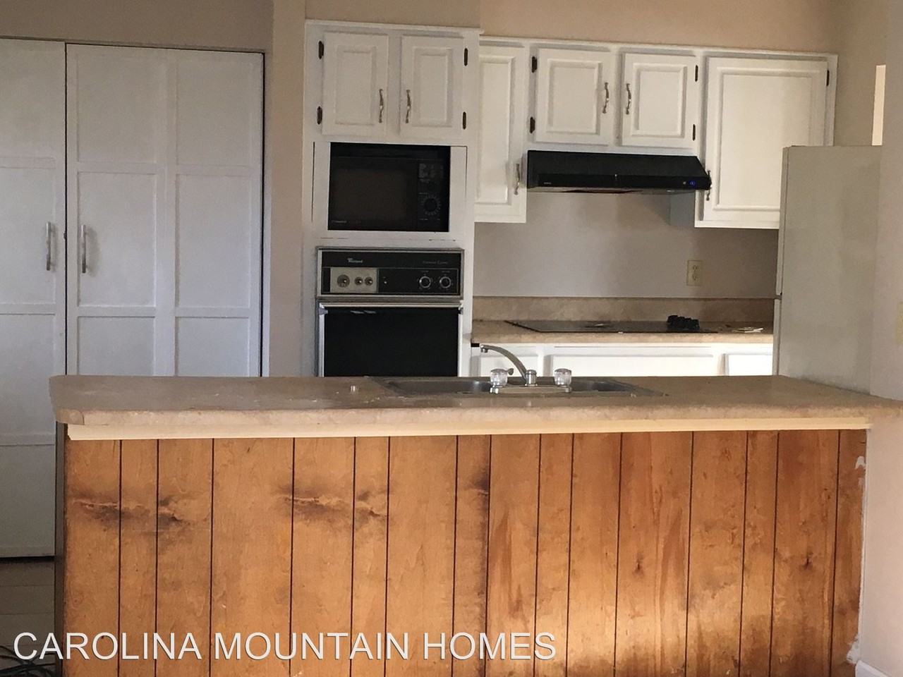 40 Peachtree Hills Ln - Photo 2 of 7