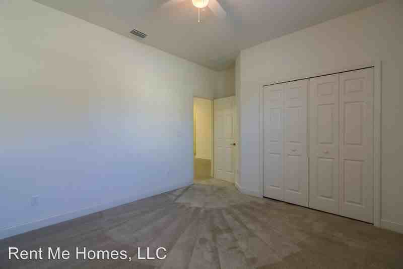 8 Abacus Ave - Photo 2 of 14