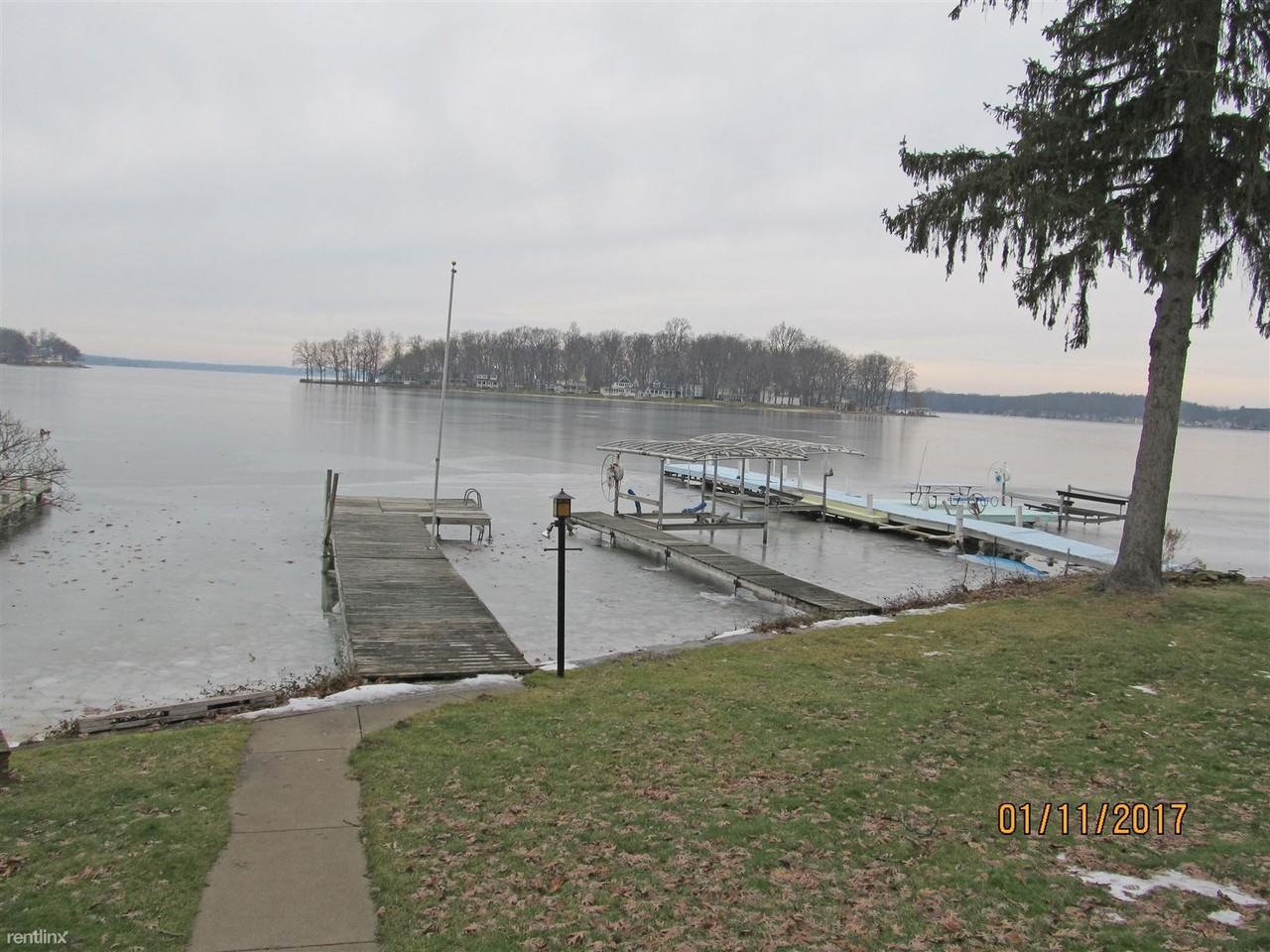 731 S Gull Lake Dr - Photo 2 of 11