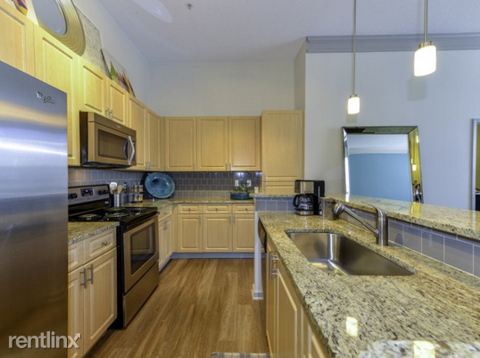 375 18th St NW - Photo 2 of 7