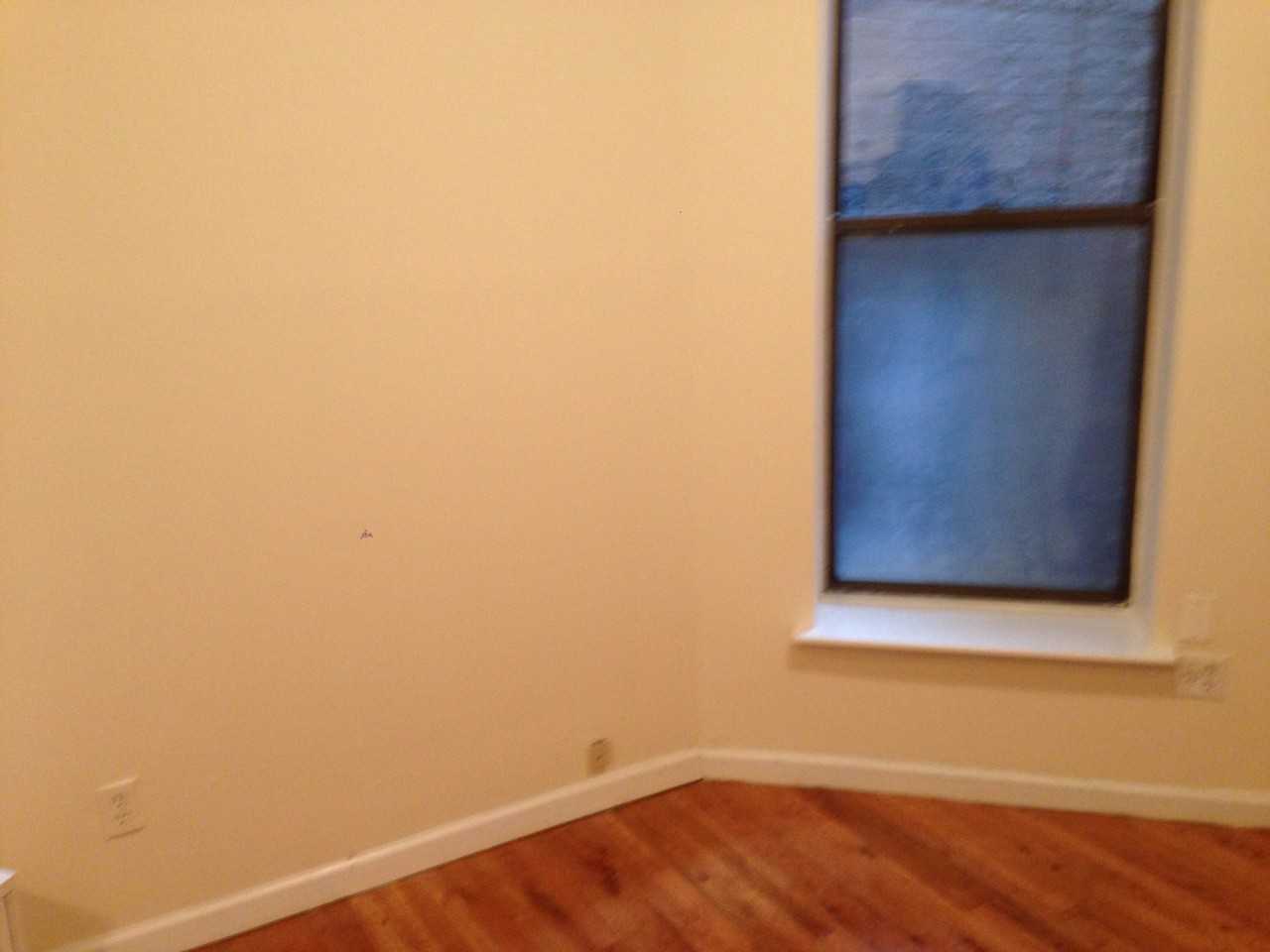 Amsterdam Ave & W 106th St #32