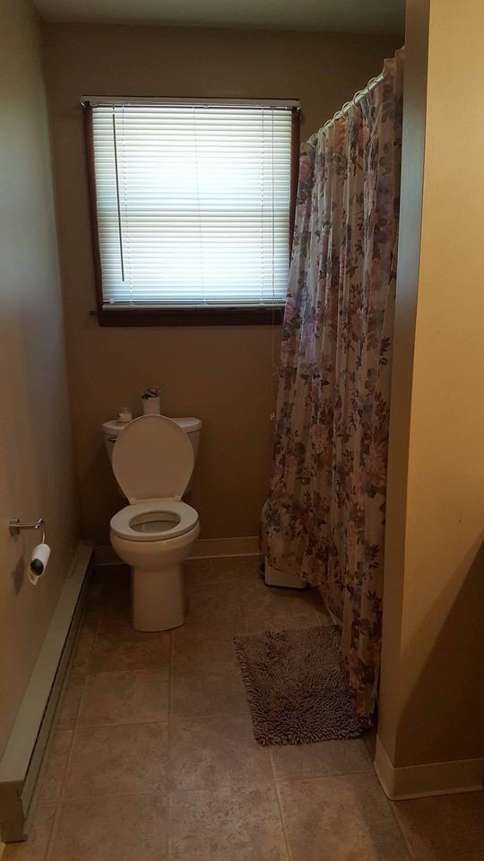 122 trisha st - Photo 2 of 12