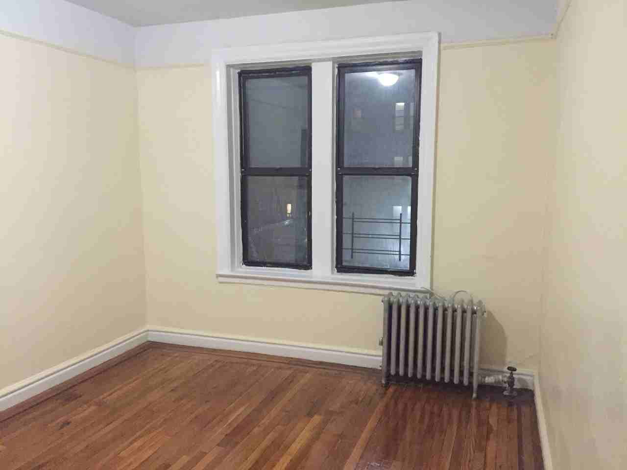 Hillside Ave & Bogardus Place #32