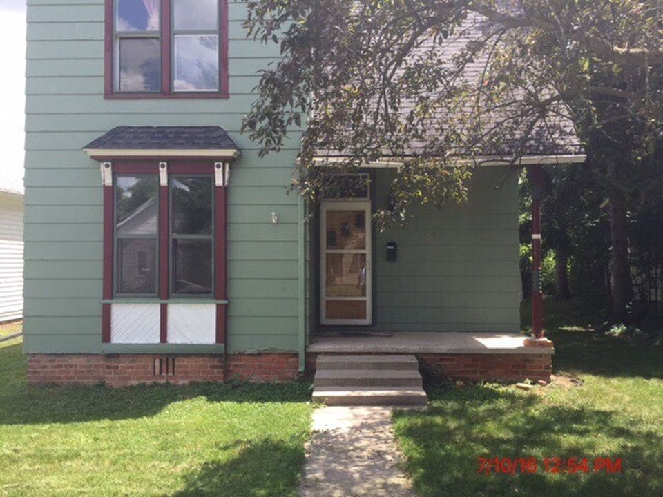 109 Main St - Photo 2 of 13