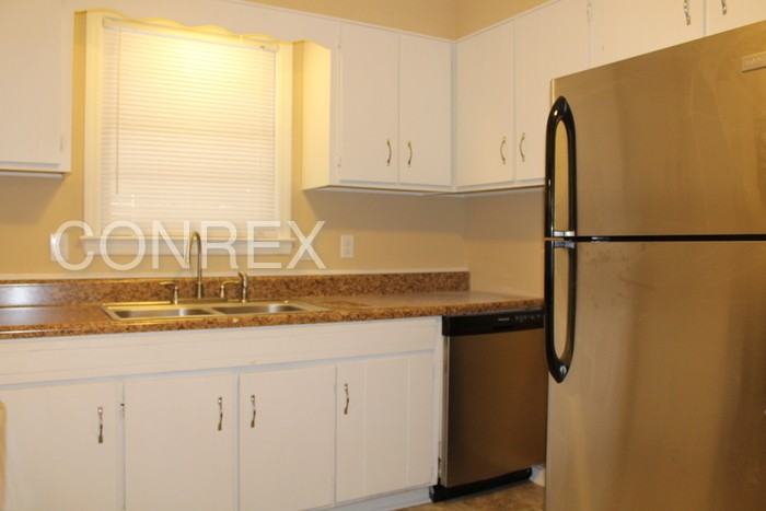 4010 Pine Cone Dr - Photo 3 of 10