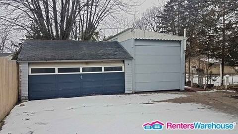 313 3rd St S - Photo 2 of 13
