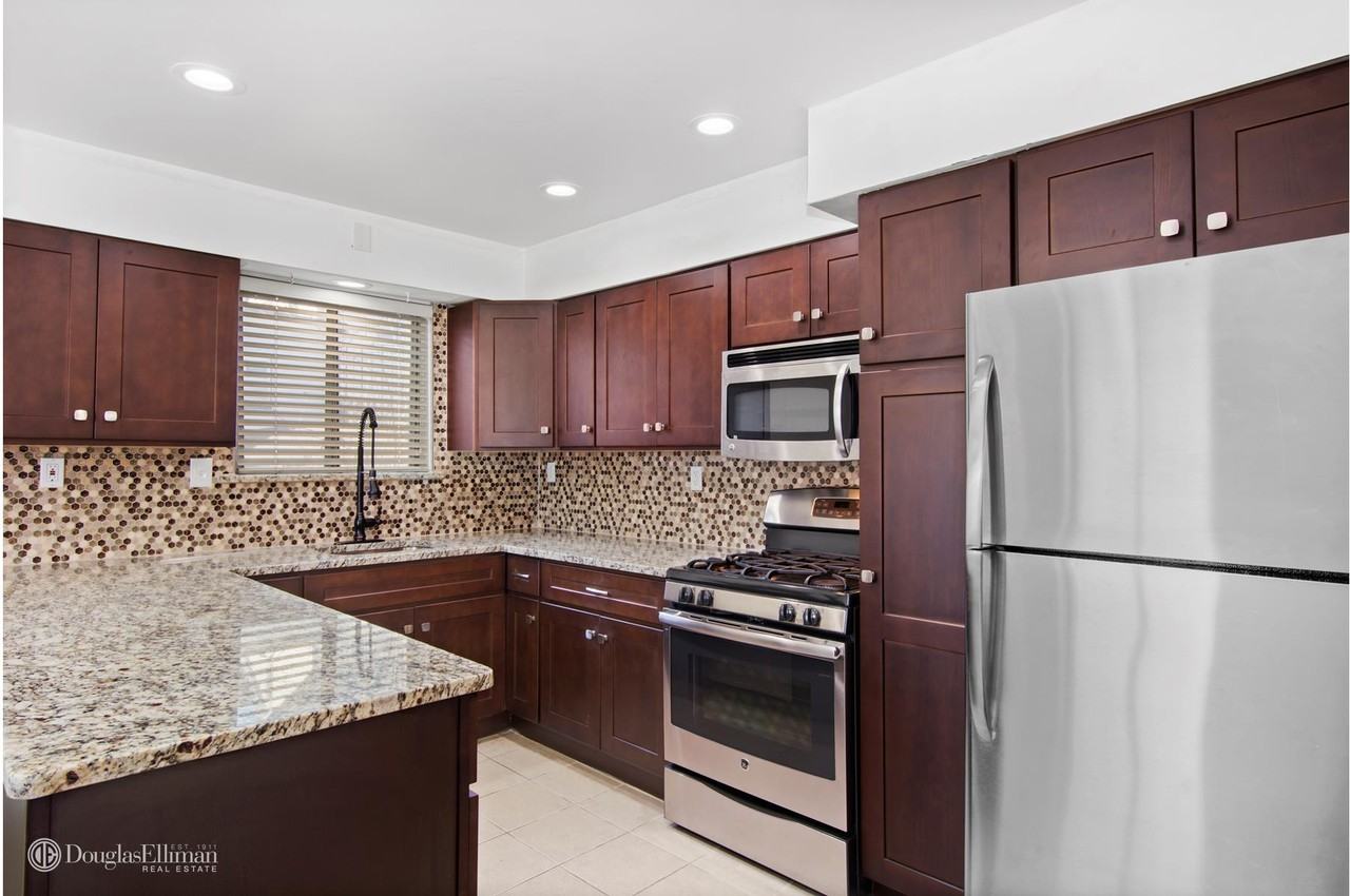 1453 Shore Dr #1 - Photo 2 of 8