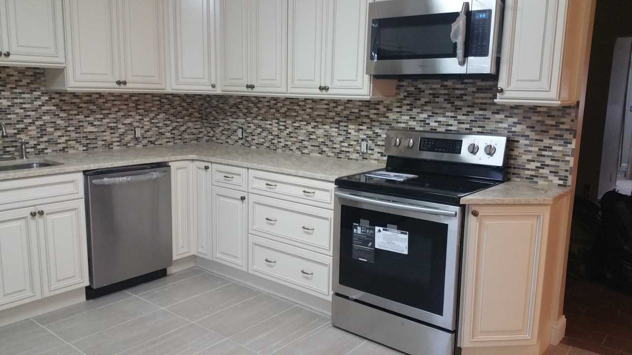 20 Lotus Ln - Photo 3 of 7