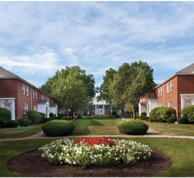 Gardencrest Apartments 1 15 Middlesex Cir Waltham Ma 02452