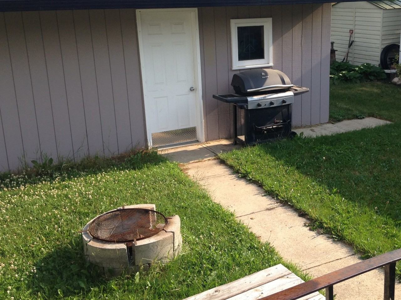 2102-2110 12 Ave - Photo 2 of 7