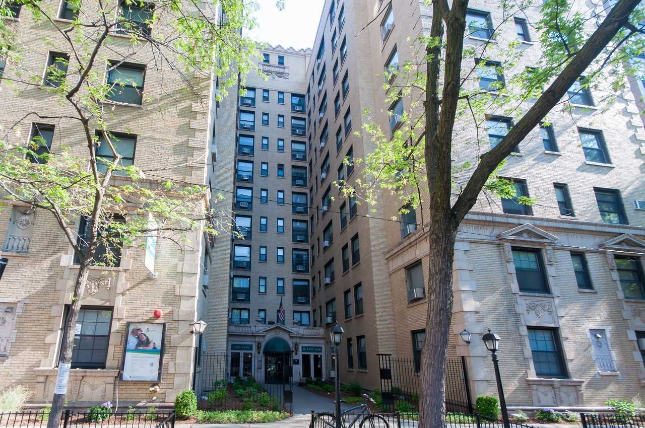 18 East Elm Street #412