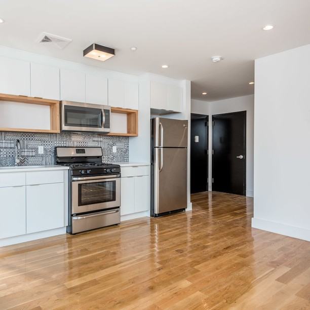 766 Lafayette Avenue #kk7