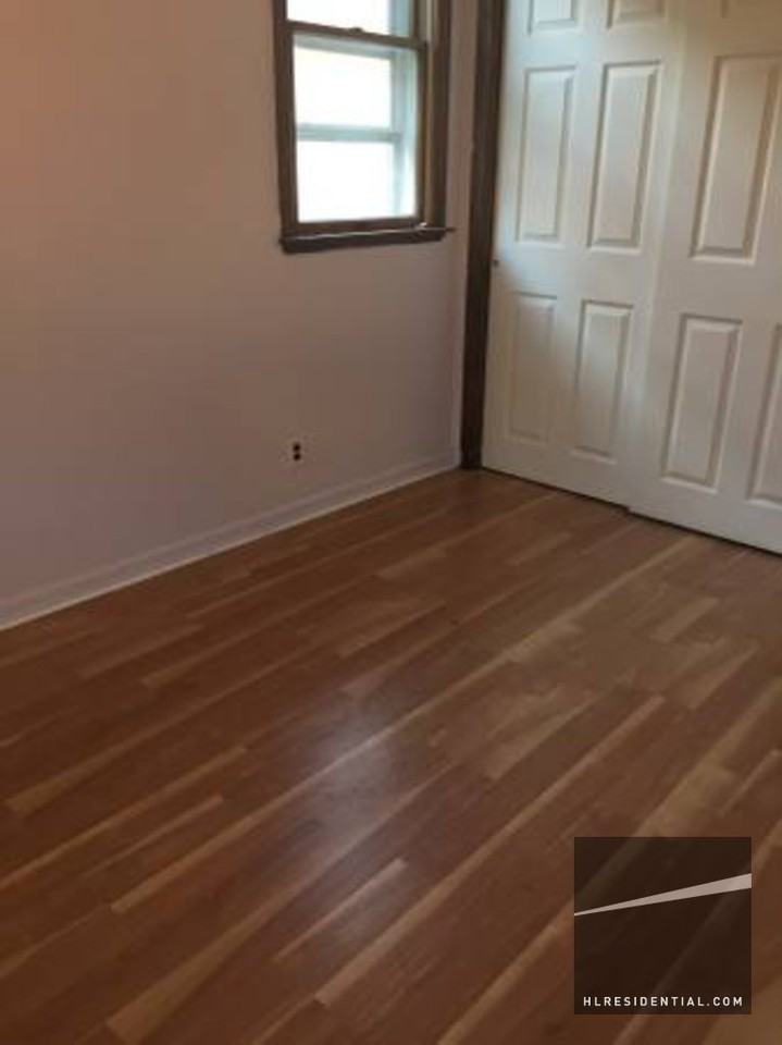 23-23 121st St 1stFL - Photo 2 of 4