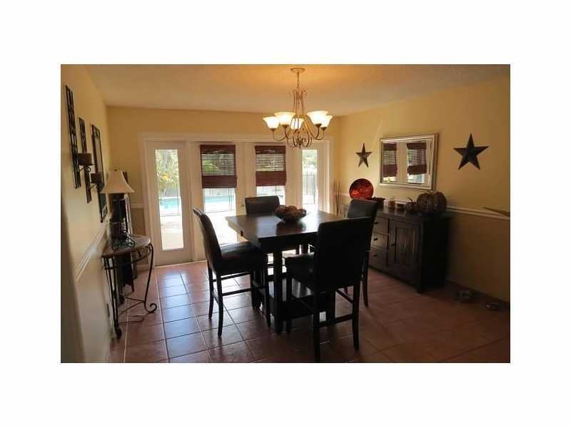 4002 E Sailboat Dr - Photo 2 of 9