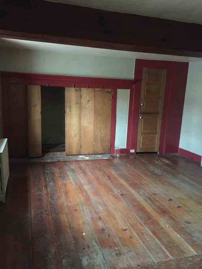 100 S Market St #5 - Photo 3 of 24