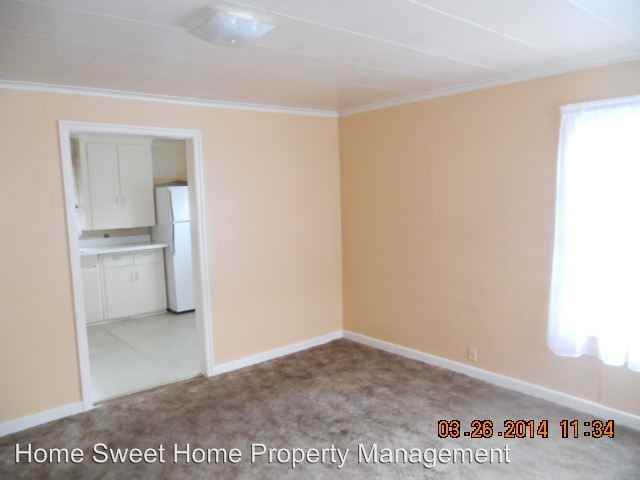 120 S Chehalis St - Photo 2 of 10