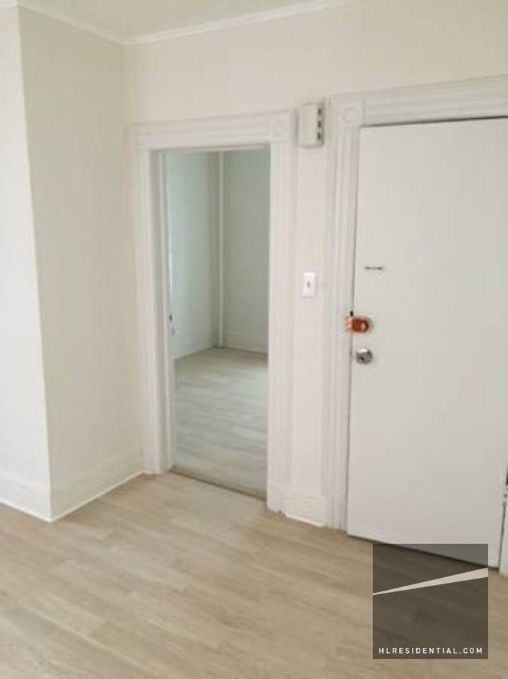 41-22 66th St 2ndFL - Photo 3 of 8