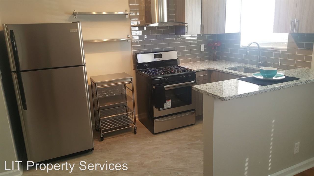 773 Greenwood Ave NE - Photo 2 of 2