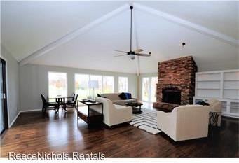 12801 Oakmont Dr - Photo 3 of 24