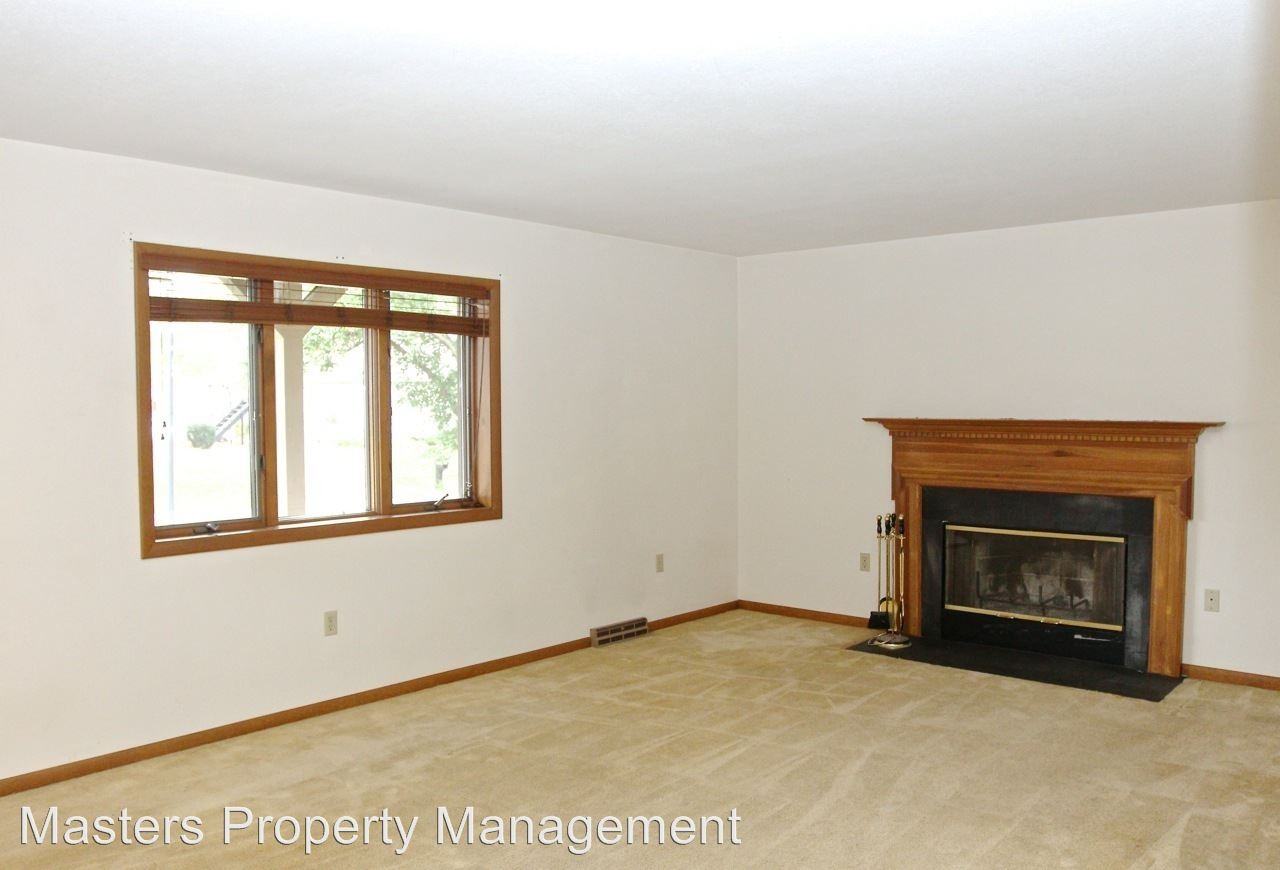 10442 Bridgewood St - Photo 3 of 11