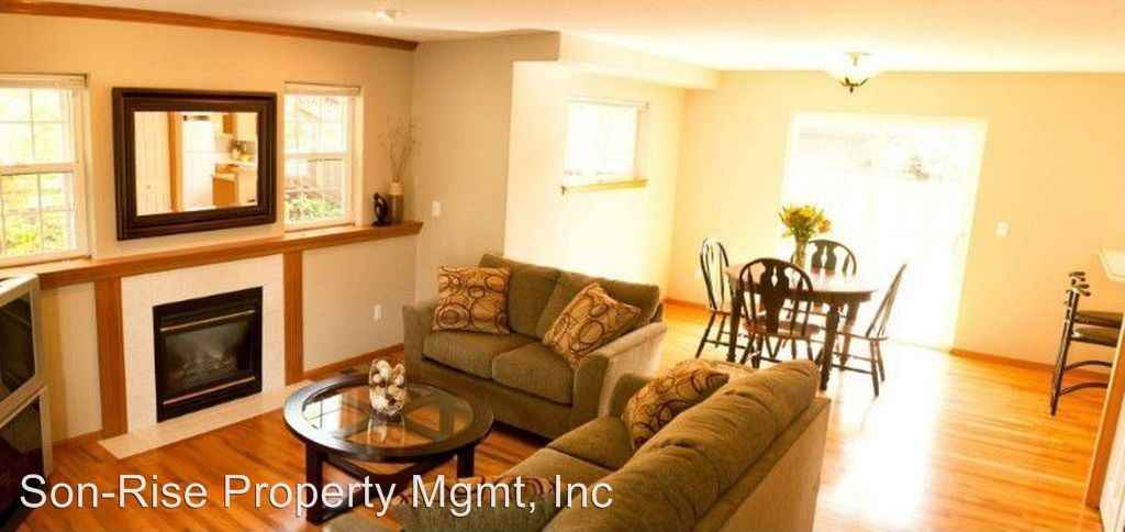 2616 16th St - Photo 3 of 12